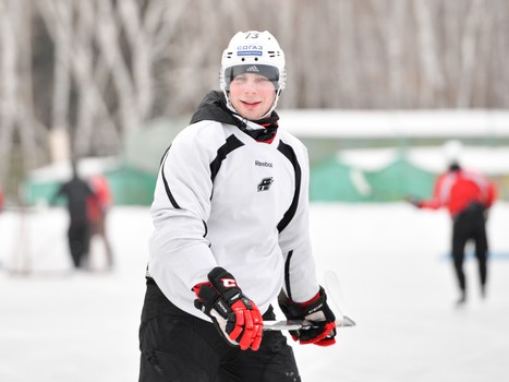 Тренировка "Авангарда" на открытом льду
