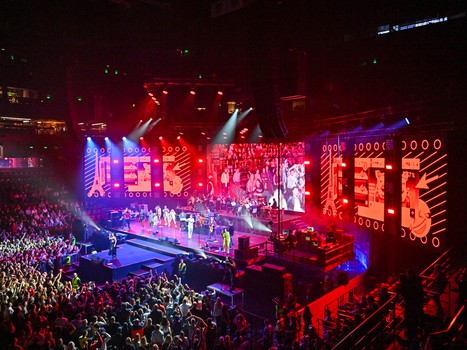 Концерт группировки «Ленинград»