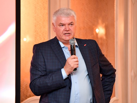 Благотворительный вечер для воспитанников хоккейной школы "Авангард"