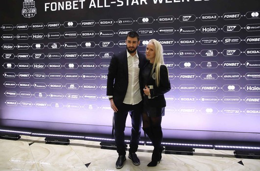 «Авангард» на церемонии представления участников ФОНБЕТ Матча Звезд КХЛ 2020