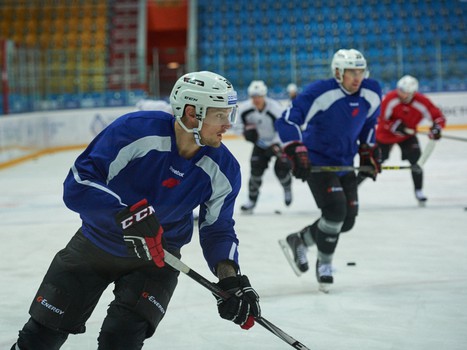 Раскатка "Авангарда" в Екатеринбурге перед игрой с "Автомобилистом"