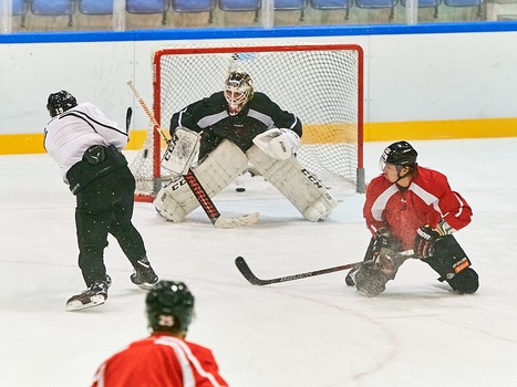 Первая тренировка "Авангарда" на сборе в Финляндии