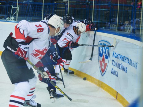 18.08.2015. Мемориал Ромазана-2015. "Авангард" - "Металлург" Мг 5:2