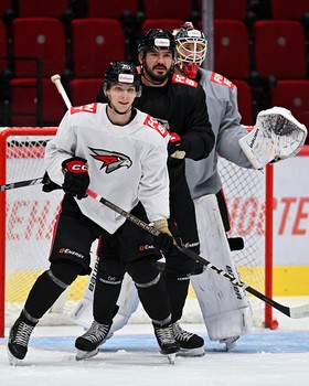Раскатка «Авангарда» перед матчем с «Локомотивом»