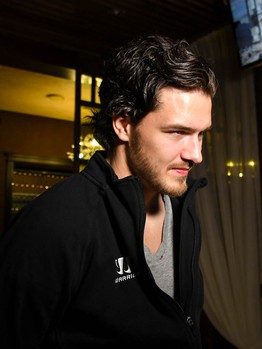 Ужин болельщика с хоккеистами "Авангарда" Деннисом Эвербергом и Юханом Сундстрёмом