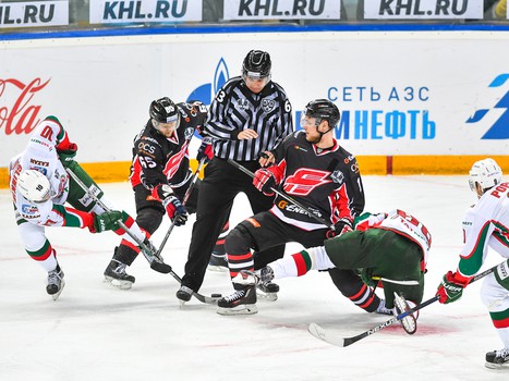 09.03.2017. 1 матч серии 1/2 финала. "Авангард" - "Ак Барс" 1:2 ОТ