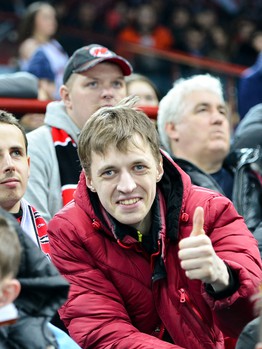 Наша атмосфера. Как поддерживали "Авангард" в сибирском дерби