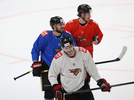 Тренировка «Авангарда» перед матчем с «Нефтехимиком»