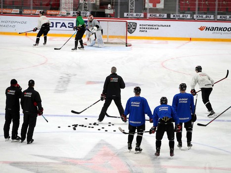 Раскатка «Авангарда» перед матчем с «Автомобилистом»