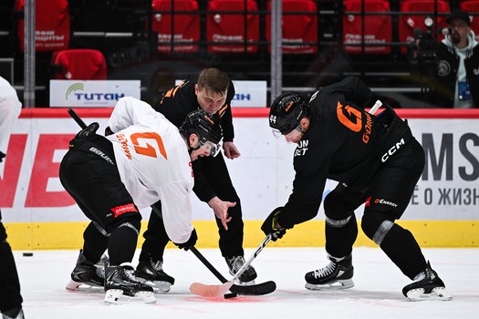 Открытая тренировка «Авангарда» для СМИ