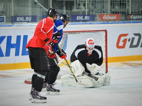 Раскатка "Авангарда" перед матчем с "Адмиралом"