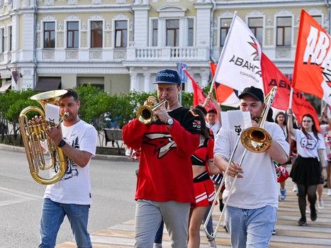 Артём Блажиевский на вечеринке Буэнос Летос