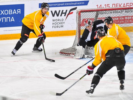 Раскатка "Авангарда" перед матчем с "Ладой"