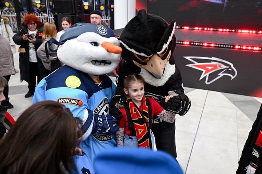 «Авангард» - «Сибирь» 2:1 Б. Вокруг матча