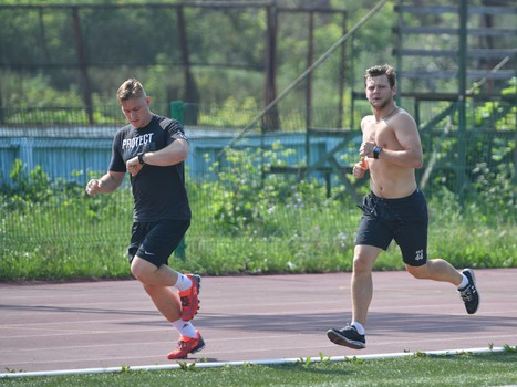 Тест Купера на стадионе "Авангард"