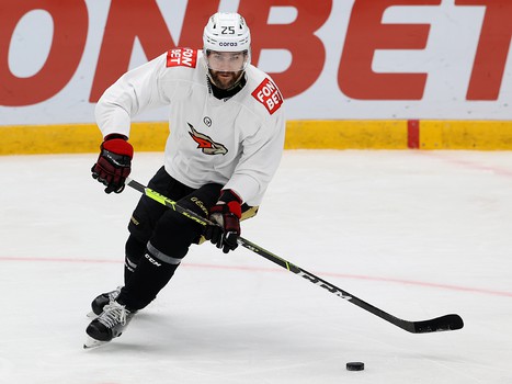 Раскатка «Авангарда» перед матчем в Нижнем Новгороде