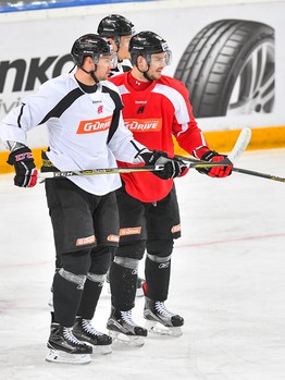 Раскатка "Авангарда" перед третьим матчем серии с "Салаватом Юлаевым"