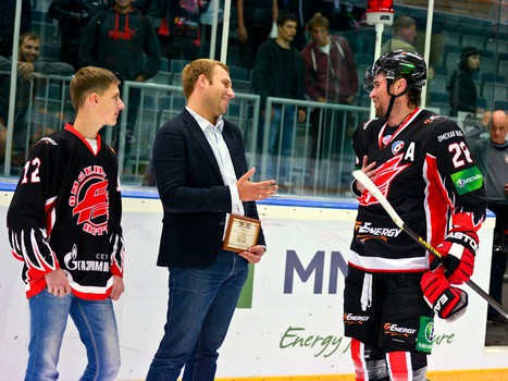 12.09.2013 "Авангард" - "Атлант" 4:3