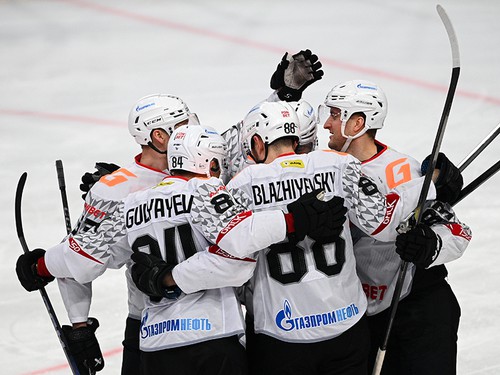 Гостевая сила. «Авангард» обыгрывает «Металлург»