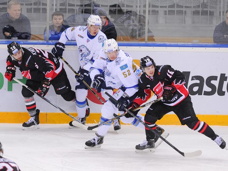 18.02.2016. "Авангард" - "Барыс" 2:3Б