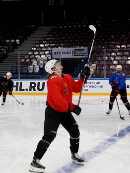 Тренировка «Авангарда» перед четвёртым матчем серии с «Металлургом»