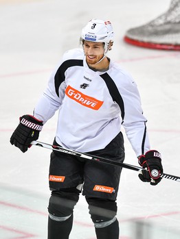 Тренировка "Авангарда" перед отправлением на выезд