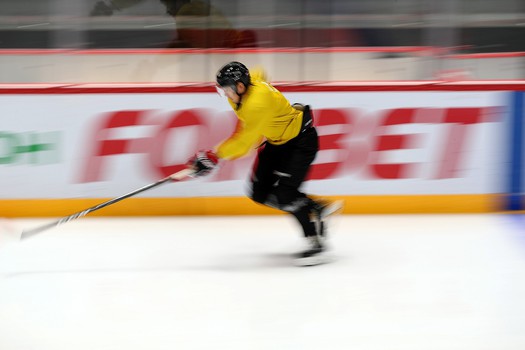 Снова на льду. «Авангард» вернулся к работе