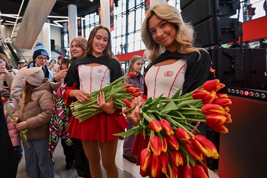 «Авангард» - «Сибирь» 1:2 Б. Вокруг матча