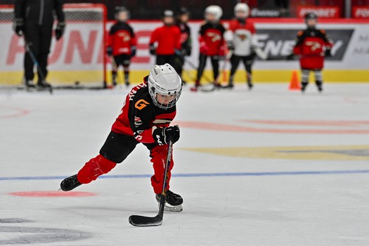 Тренировка воспитанников Хоккейной Академии «Авангард» 2019 года рождения на G-Drive Арене