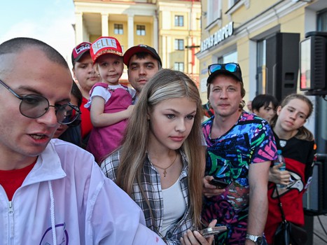 Первая вечеринка Буэнос Летос: Луи Робитайл