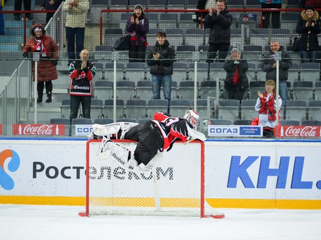 07.01.2016. "Авангард" - "Автомобилист" 3:0