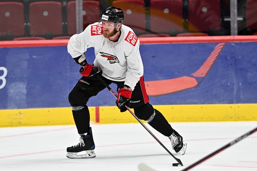 Первая ледовая тренировка «Авангарда»