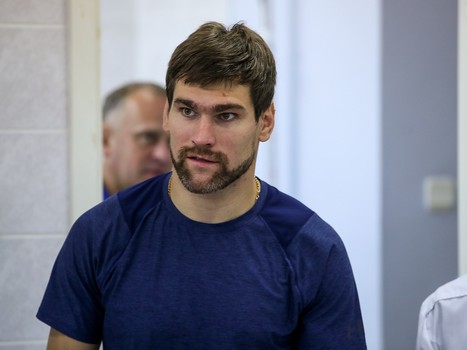 Медицинский осмотр «Авангарда» (день 1)