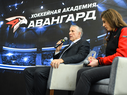 Александр Крылов и Боб Хартли в Хоккейной Академии «Авангард»