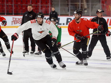 Раскатка «Авангарда» перед матчем с «Торпедо»