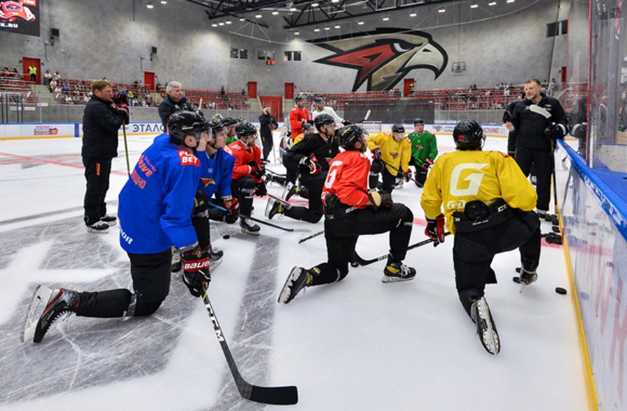 «Авангард» тренируется в Омске | Первый лёд предсезонки | Открытая тренировка