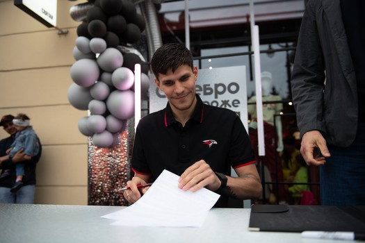 Никита Серебряков на вечеринке Буэнос Летос