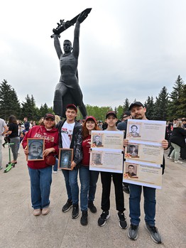 Возложение цветов в Парке Победы