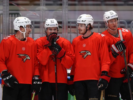 Тренировка «Авангарда» перед матчем во Владивостоке