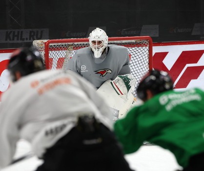 Новичок «Авангарда»: вратарь Эмиль Гарипов