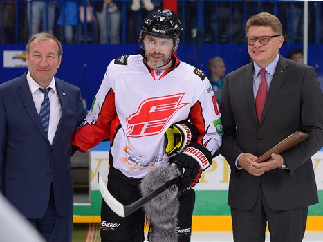 30.08.2013 "Салават Юлаев" - "Авангард" 4:3