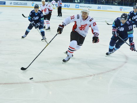 19.08.2015. Мемориал Ромазана-2015. "Авангард" - "Сибирь" 3:1