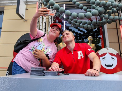 Александр Волков на вечеринке Буэнос Летос