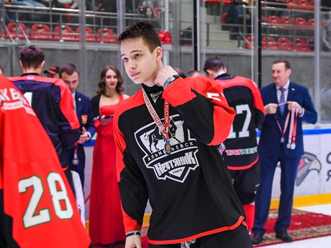 Заключительный день финала Первенства ЮХЛ в Омске