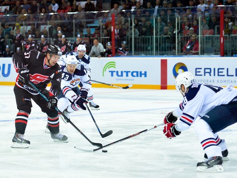 27.08.2015. "Авангард" - "Металлург" Мг 3:4Б