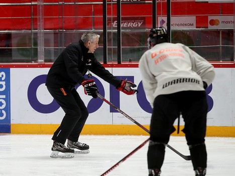 Раскатка «Авангарда» перед матчем с «Нефтехимиком»