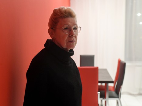 Елена Мизулина в Хоккейной Академии «Авангард»