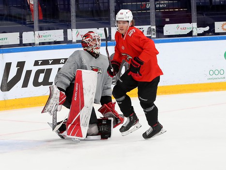 Тренировка «Авангарда» перед пятым матчем серии с «Ак Барсом»