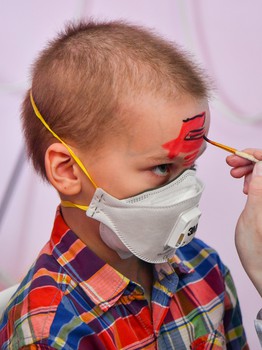 "Авангард" поздравил юных болельщиков из ОДКБ с наступающим Новым годом