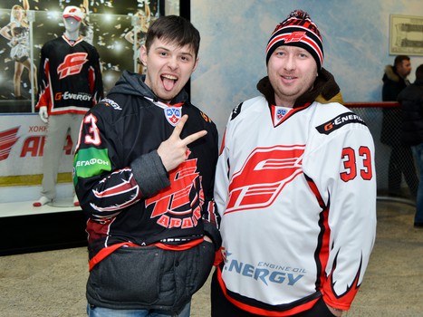 Наша атмосфера. Как поддерживали "Авангард" в сибирском дерби